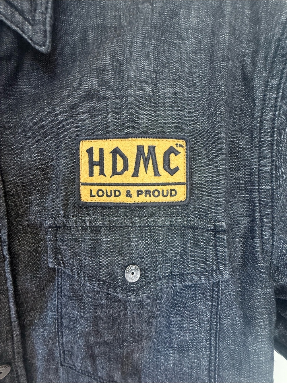 Harley-Davidson HDMC "Loud & Proud" Gray Chambray Button Up | Men’s med - Picture 4 of 6